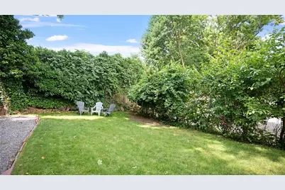 27 Hillside Avenue, Providence, RI 02906 - Photo 26