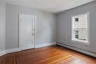 27 Hillside Ave, Providence, RI 02906 - Photo 8