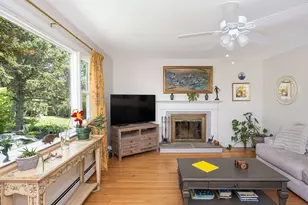 49 Evergreen Dr, Portsmouth, RI 02871 - Photo 6