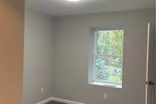 184 Avenue C, Woonsocket, RI 02895 - Photo 8