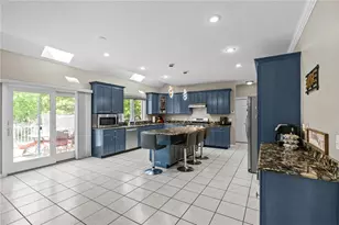 38 Steeple Ln, Lincoln, RI 02865 - Photo 10