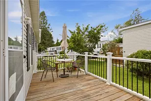 8 North Dr, Portsmouth, RI 02871 - Photo 32