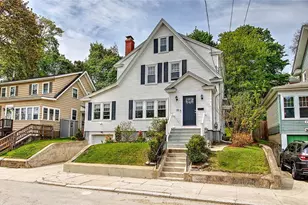 35 Sheffield Ave, Pawtucket, RI 02860 - Photo 2
