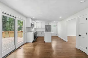 18 Teaberry Ln, Hopkinton, RI 02832 - Photo 12