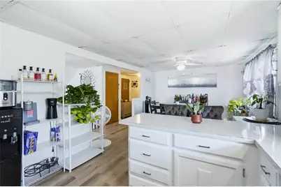 1281 Douglas Avenue, North Providence, RI 02904 - Photo 32