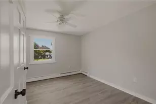 49 Dexter St, Portsmouth, RI 02871 - Photo 28