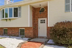 49 Dexter St, Portsmouth, RI 02871 - Photo 4