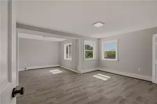 49 Dexter St, Portsmouth, RI 02871 - Photo 16