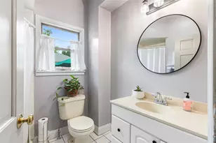 93 Whipple Ave, Cranston, RI 02920 - Photo 20