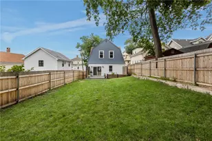49 Woodbine St, Providence, RI 02906 - Photo 34