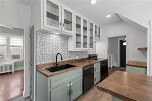 49 Woodbine St, Providence, RI 02906 - Photo 2