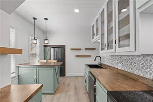 49 Woodbine St, Providence, RI 02906 - Photo 6
