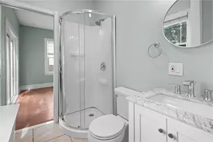 49 Woodbine St, Providence, RI 02906 - Photo 16