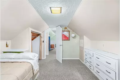 75 Thurston Street, East Providence, RI 02915 - Photo 22