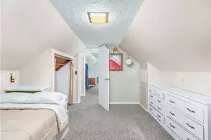 75 Thurston St, East Providence, RI 02915 - Photo 22