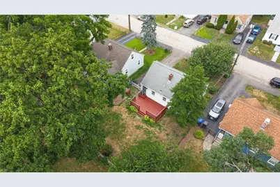 75 Thurston Street, East Providence, RI 02915 - Photo 36