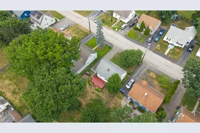 75 Thurston Street, East Providence, RI 02915 - Photo 38