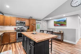 51 Paine Rd, Foster, RI 02825 - Photo 4