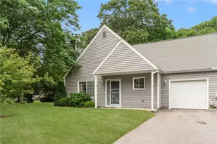 27 Riverdell Dr, Narragansett, RI 02874 - Photo 1