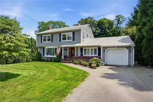 42 Grand Ave, Warwick, RI 02889 - Photo 2