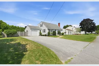 19 Crowfield Drive, Warwick, RI 02888 - Photo 2