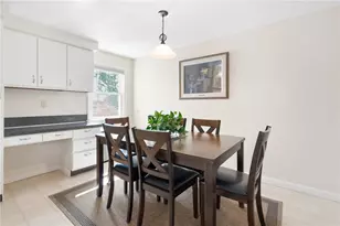 19 Crowfield Dr, Warwick, RI 02888 - Photo 12