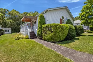 9 Nightingale Ln, Tiverton, RI 02878 - Photo 1