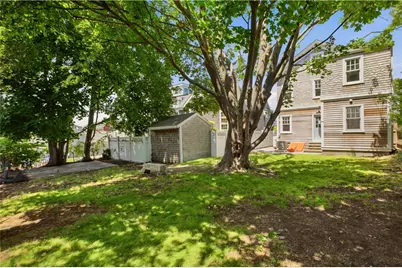17 Dearborn Street, Newport, RI 02840 - Photo 30