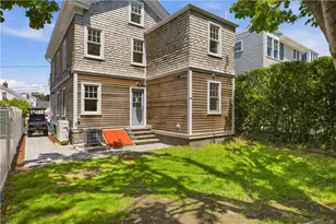 17 Dearborn St, Newport, RI 02840 - Photo 28