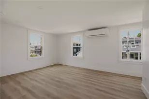 17 Dearborn St, Newport, RI 02840 - Photo 42