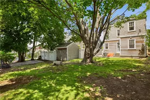 17 Dearborn St, Newport, RI 02840 - Photo 30