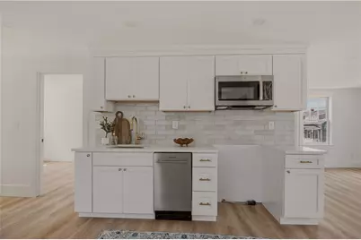 17 Dearborn Street, Newport, RI 02840 - Photo 40