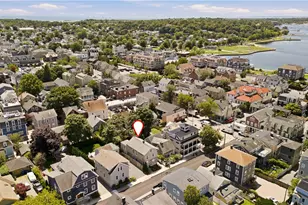17 Dearborn St, Newport, RI 02840 - Photo 4
