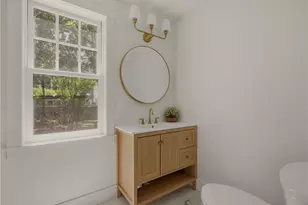 17 Dearborn St, Newport, RI 02840 - Photo 16