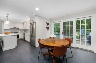 77 Mockingbird Ln, South Kingstown, RI 02879 - Photo 8