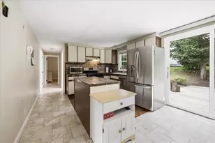 270 Douglas Rd, Warwick, RI 02886 - Photo 10