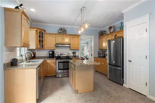364 Orchard Woods Dr, North Kingstown, RI 02874 - Photo 12