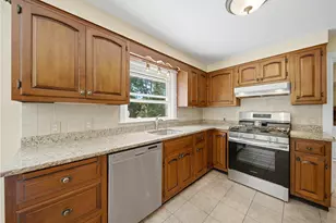 33 Shirley Dr, Cumberland, RI 02864 - Photo 14