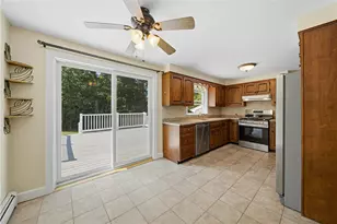 33 Shirley Dr, Cumberland, RI 02864 - Photo 12