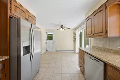 33 Shirley Drive, Cumberland, RI 02864 - Photo 16