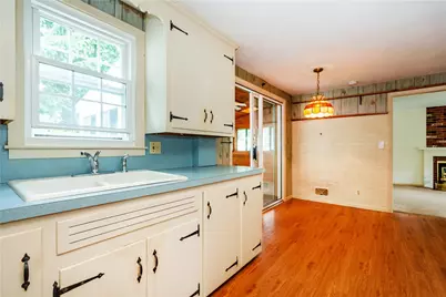 69 Douglas Road, Warwick, RI 02886 - Photo 20