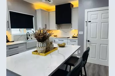 2 Parkview Avenue, Providence, RI 02905 - Photo 18
