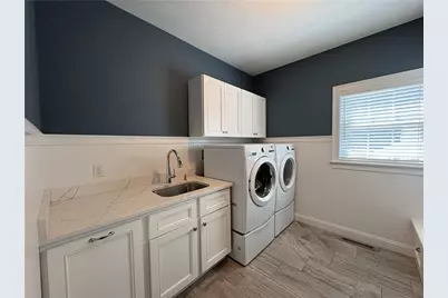 6 Val Jean Drive, Smithfield, RI 02828 - Photo 10