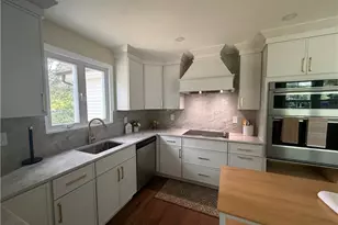 165 Merry Mount Dr, Warwick, RI 02888 - Photo 16