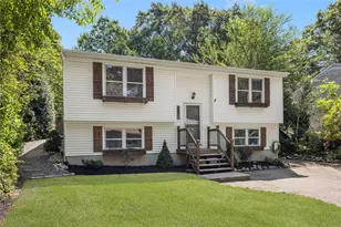 29 Pepper Bush Trail, Narragansett, RI 02874 - Photo 2