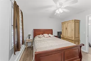 565 Quaker Ln, West Warwick, RI 02893 - Photo 18