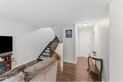 565 Quaker Lane #76, West Warwick, RI 02893 - Photo 6