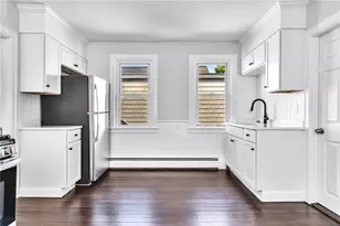 53 Maple Ave, Barrington, RI 02806 - Photo 6