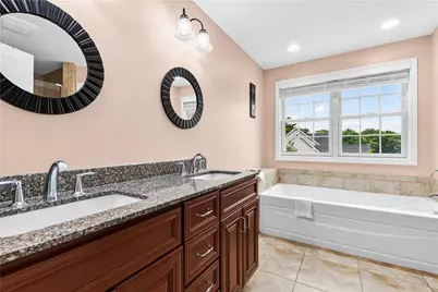 14 Longbrook Drive, Cumberland, RI 02864 - Photo 24