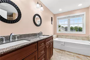 14 Longbrook Dr, Cumberland, RI 02864 - Photo 24